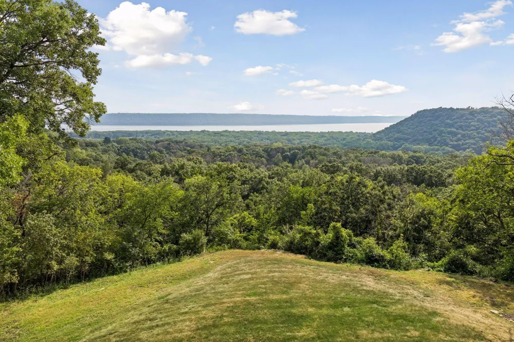 N1093 375th Street Maiden Rock, WI 54750