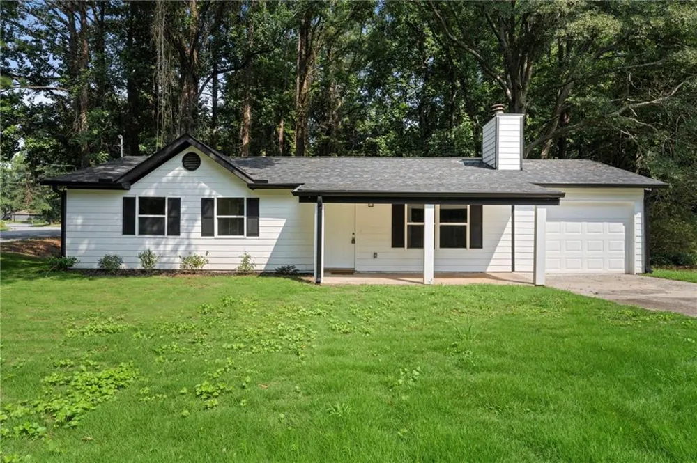 20 Skylark Lane Jonesboro, GA 30238