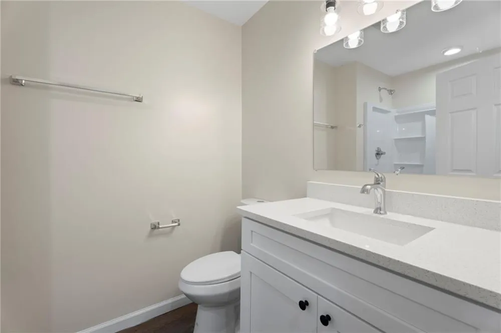 20 Skylark Lane Jonesboro, GA 30238
