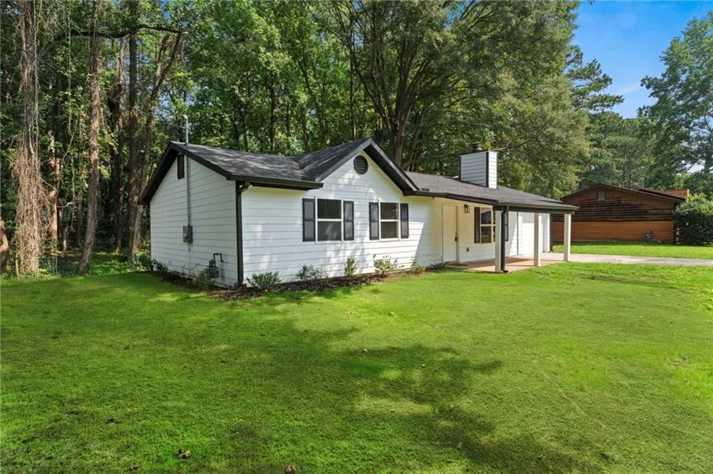 20 Skylark Lane Jonesboro, GA 30238