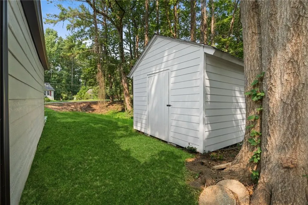 20 Skylark Lane Jonesboro, GA 30238