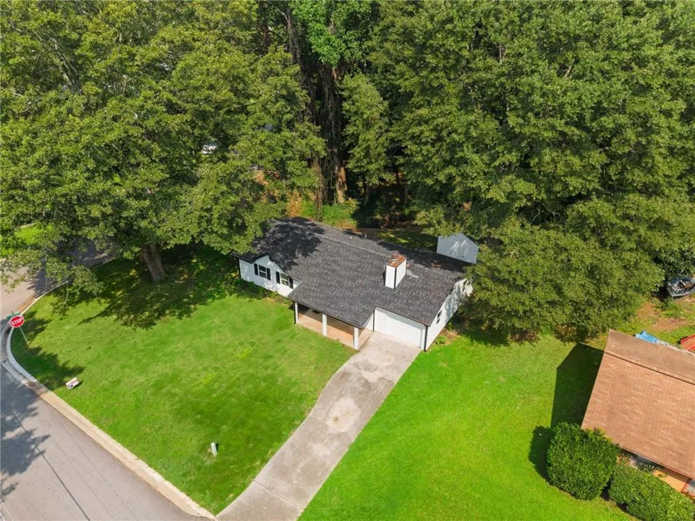 20 Skylark Lane Jonesboro, GA 30238