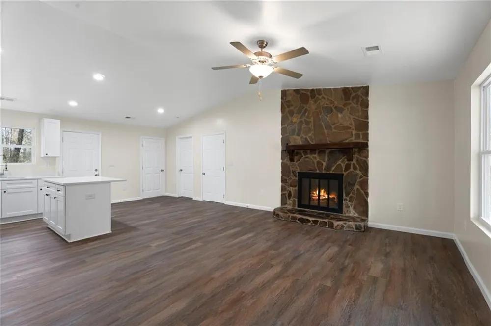 20 Skylark Lane Jonesboro, GA 30238