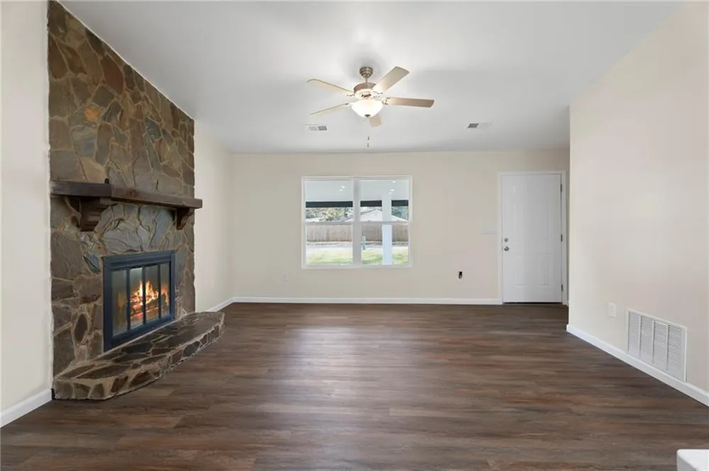 20 Skylark Lane Jonesboro, GA 30238