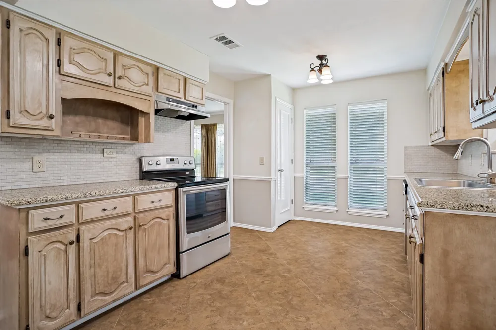 1548 Bamburgh Drive Plano, TX 75075