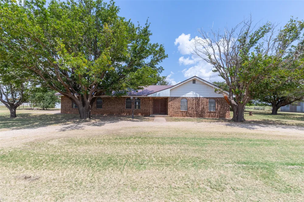 147 County Road 210 Haskell, TX 79521
