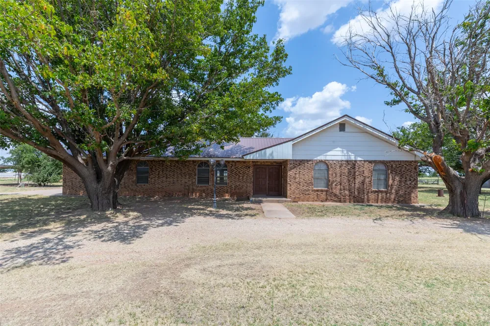 147 County Road 210 Haskell, TX 79521