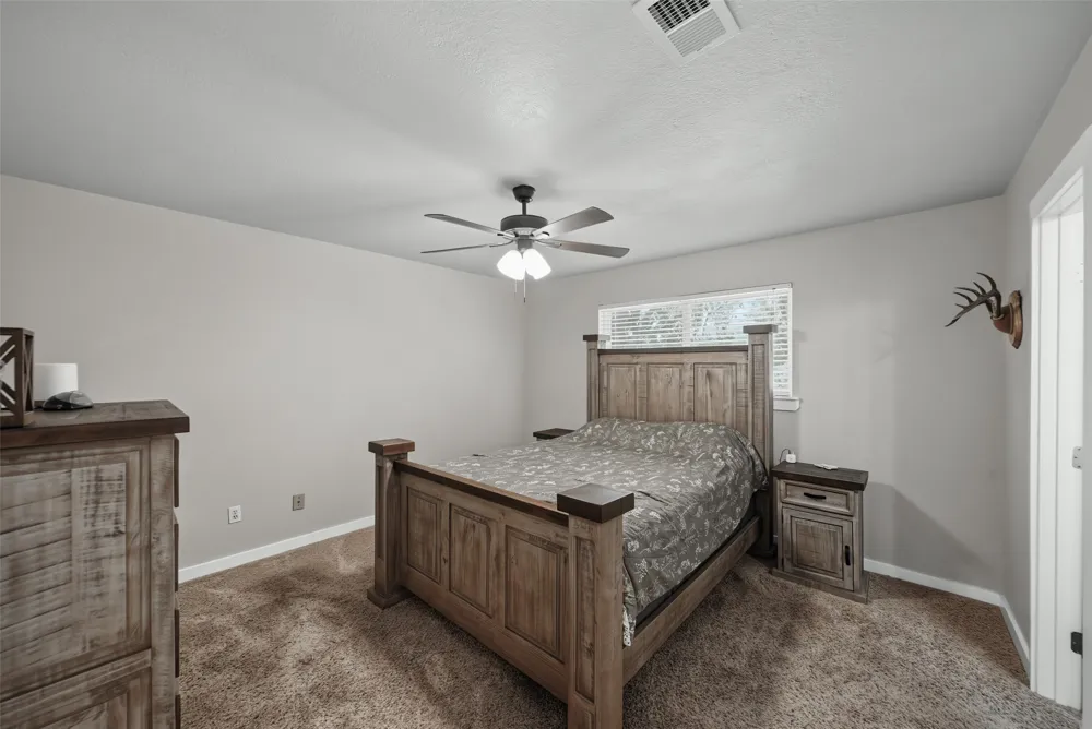 909 Shady Oaks Bridgeport, TX 76426