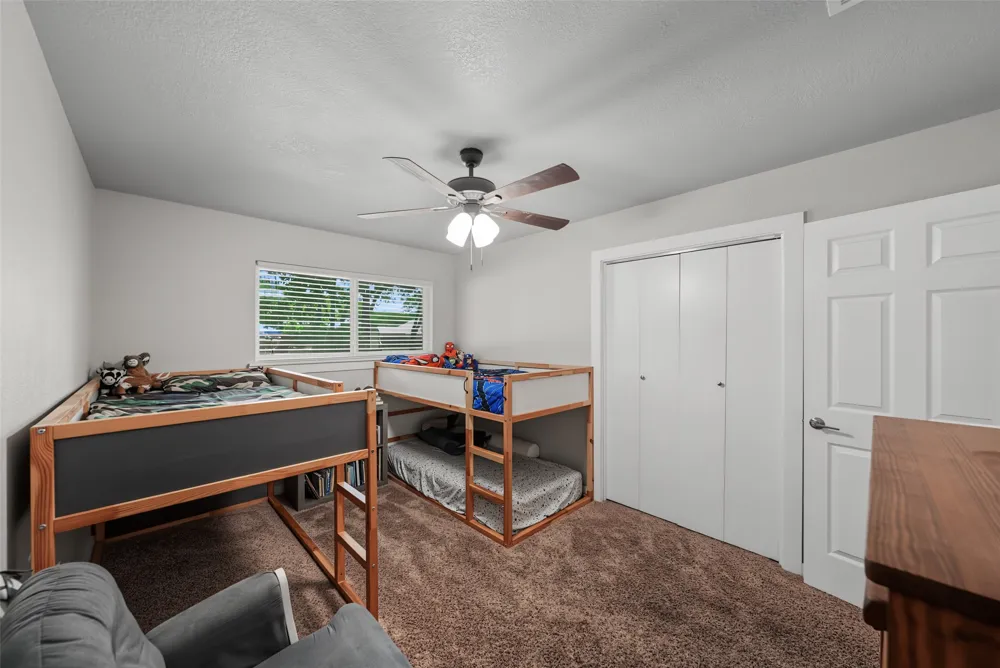 909 Shady Oaks Bridgeport, TX 76426