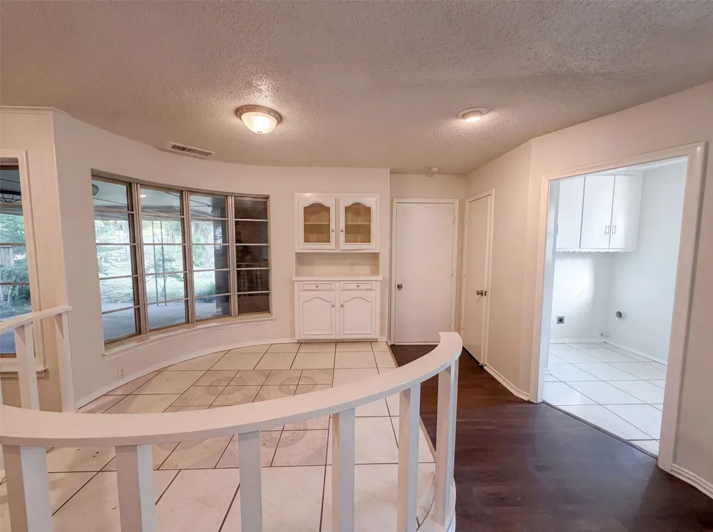 821 Glen Oaks Boulevard Dallas, TX 75232