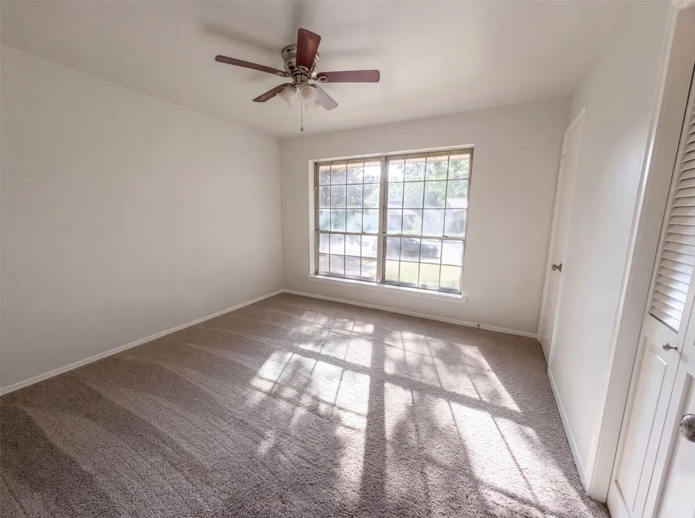 821 Glen Oaks Boulevard Dallas, TX 75232