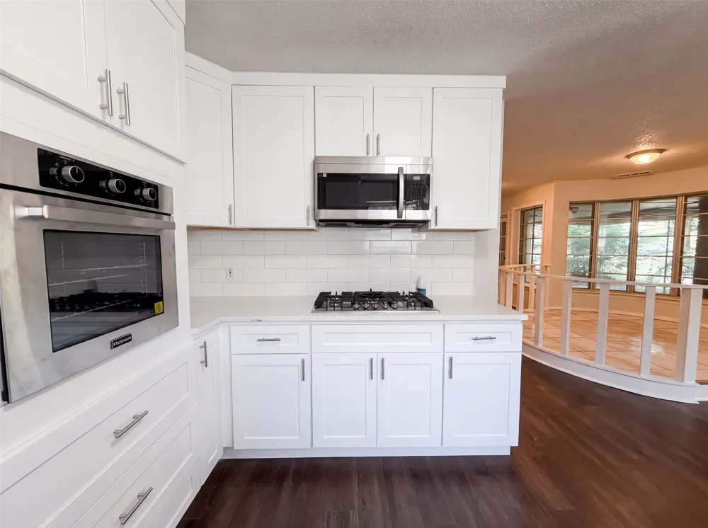 821 Glen Oaks Boulevard Dallas, TX 75232