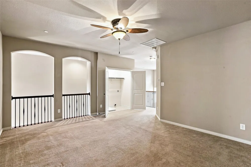 397 Hamilton Street Lewisville, TX 75067
