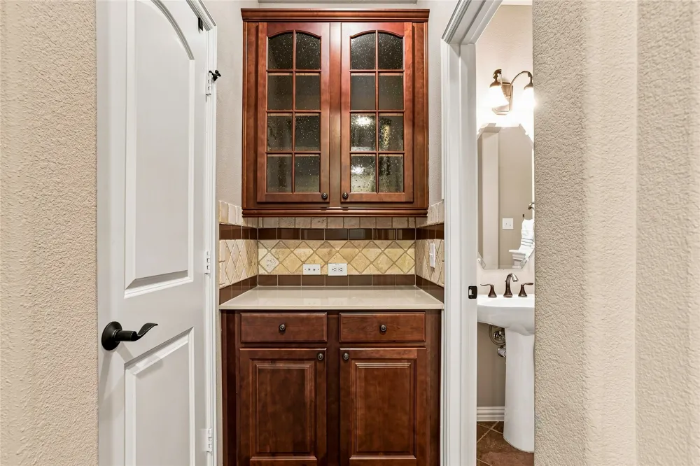 397 Hamilton Street Lewisville, TX 75067