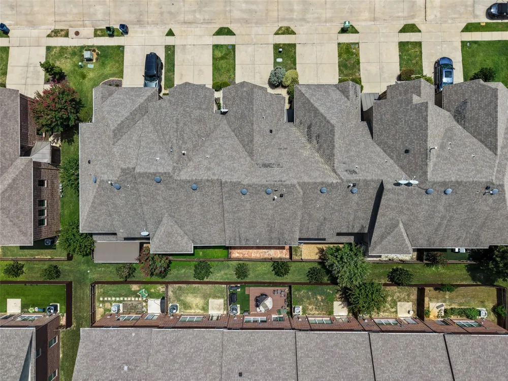 397 Hamilton Street Lewisville, TX 75067