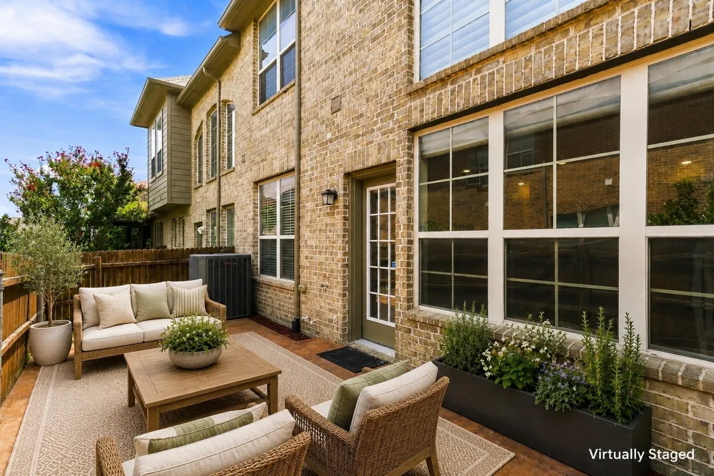 397 Hamilton Street Lewisville, TX 75067