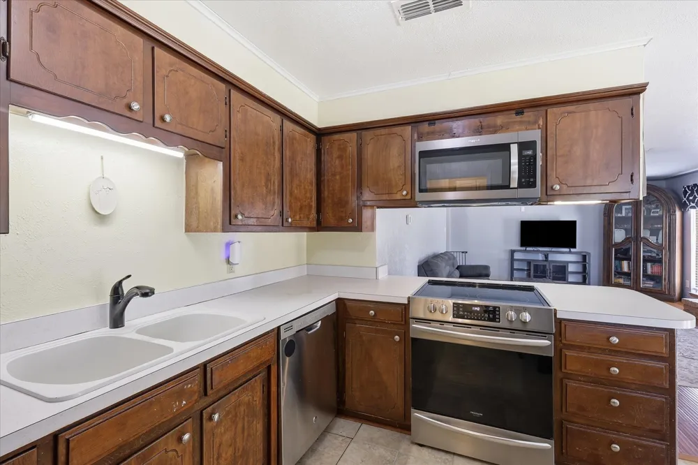 892 Highland Circle Springtown, TX 76082