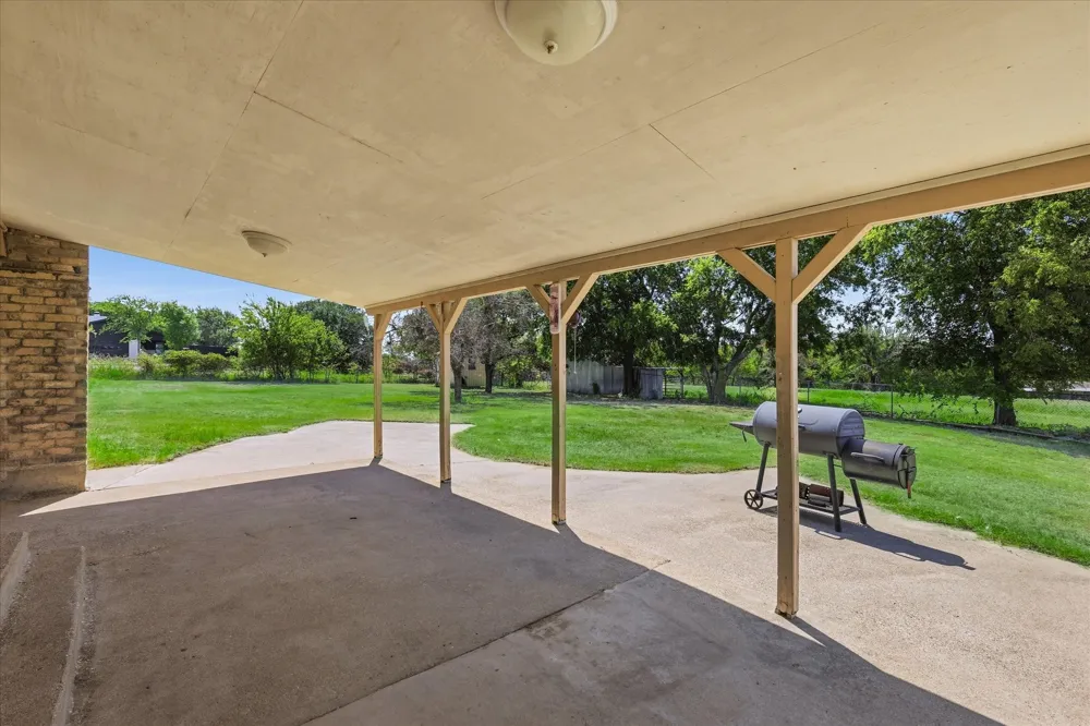 892 Highland Circle Springtown, TX 76082