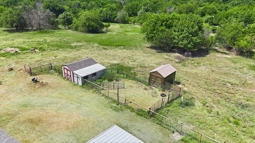 892 Highland Circle Springtown, TX 76082