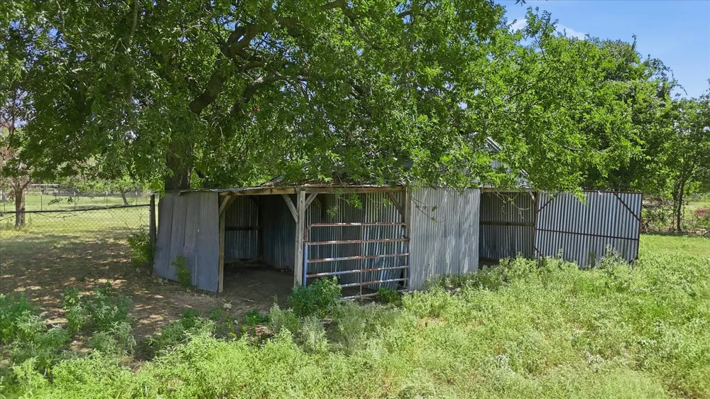 892 Highland Circle Springtown, TX 76082