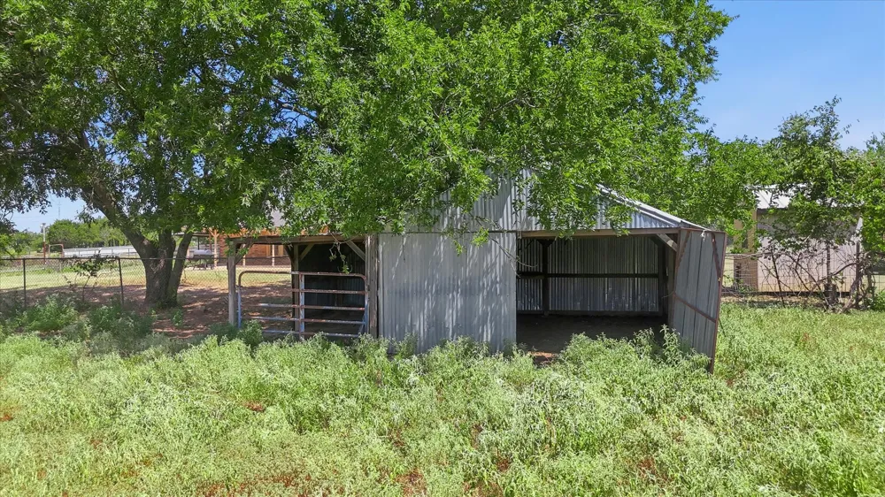 892 Highland Circle Springtown, TX 76082