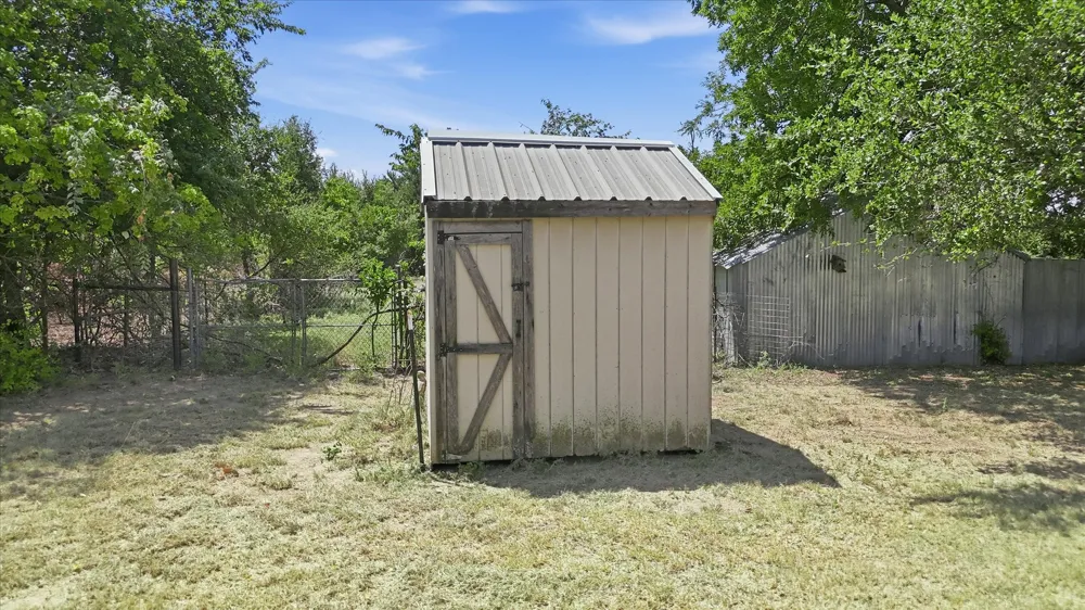 892 Highland Circle Springtown, TX 76082