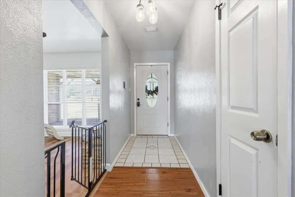 892 Highland Circle Springtown, TX 76082
