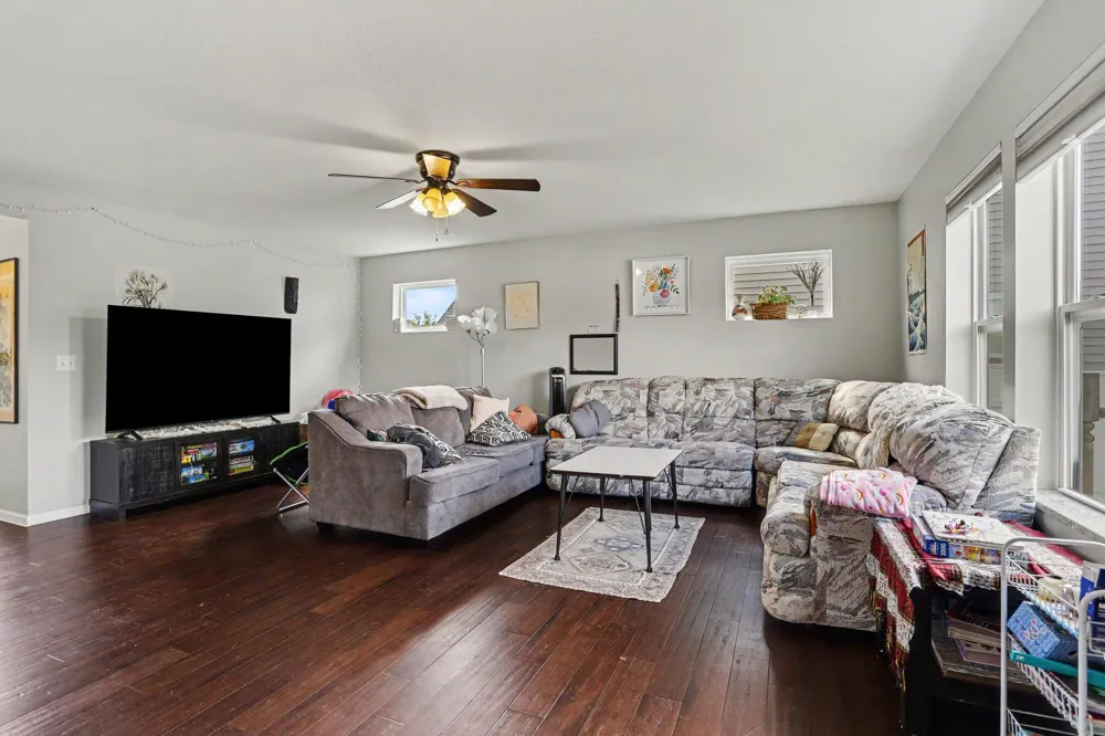 1232 Ellery Grove Court Vicksburg, MI 49097