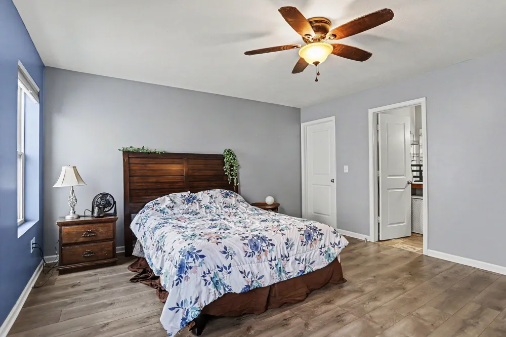 1232 Ellery Grove Court Vicksburg, MI 49097
