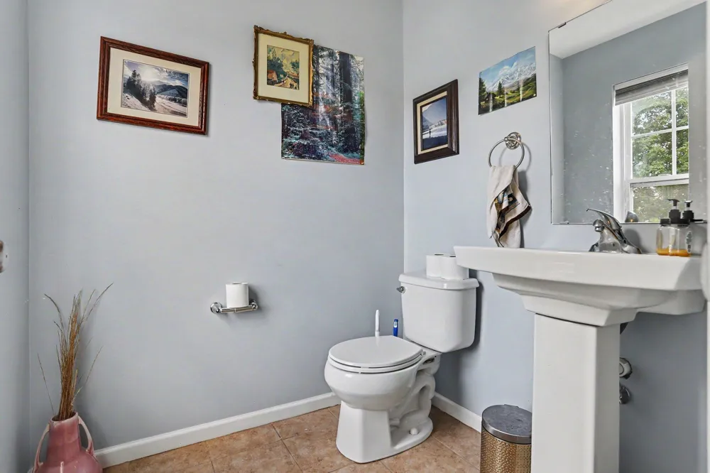 1232 Ellery Grove Court Vicksburg, MI 49097