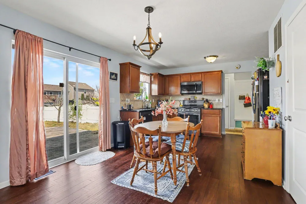 1232 Ellery Grove Court Vicksburg, MI 49097