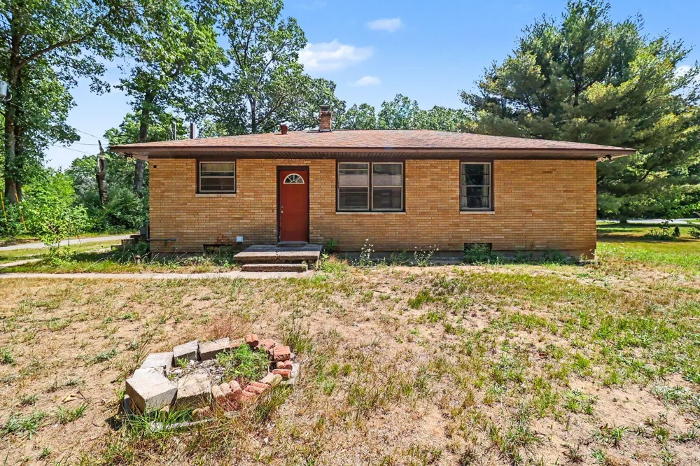 6325 Durham Road Whitehall, MI 49461
