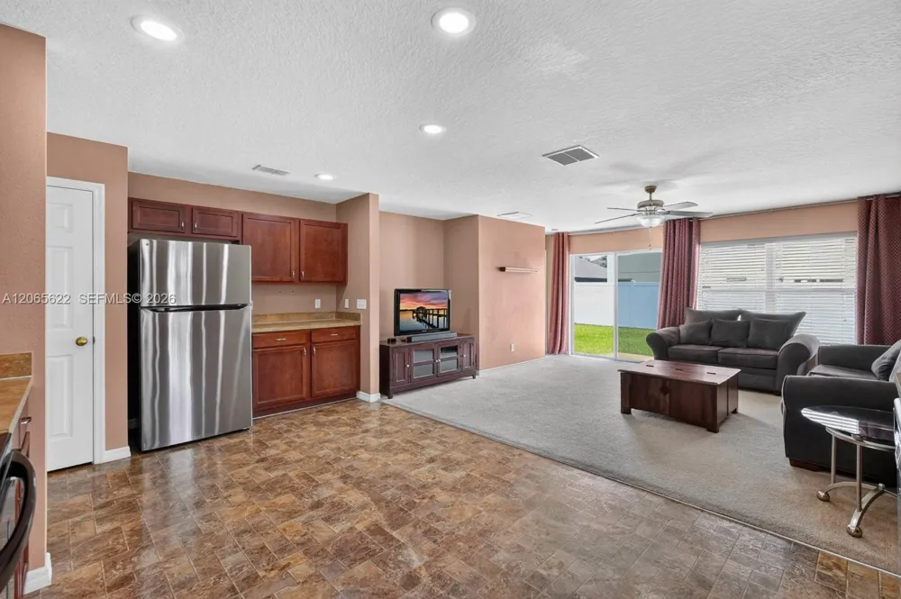 2501 Bullion Loop Sanford, FL 32771