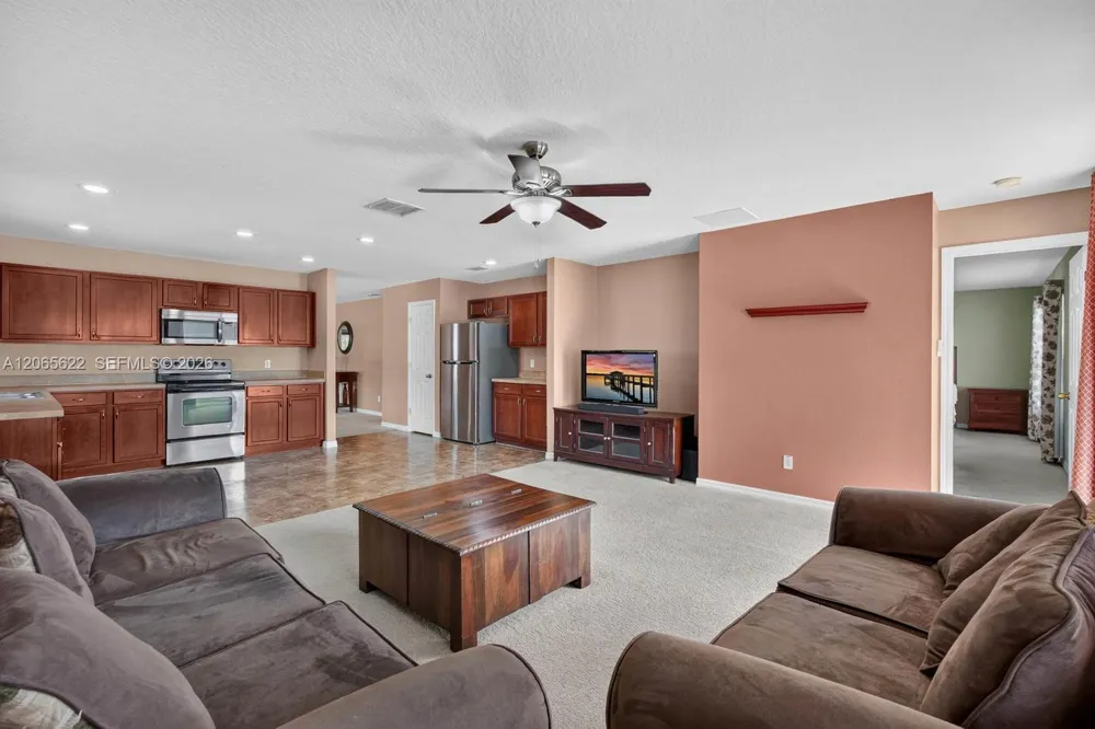 2501 Bullion Loop Sanford, FL 32771