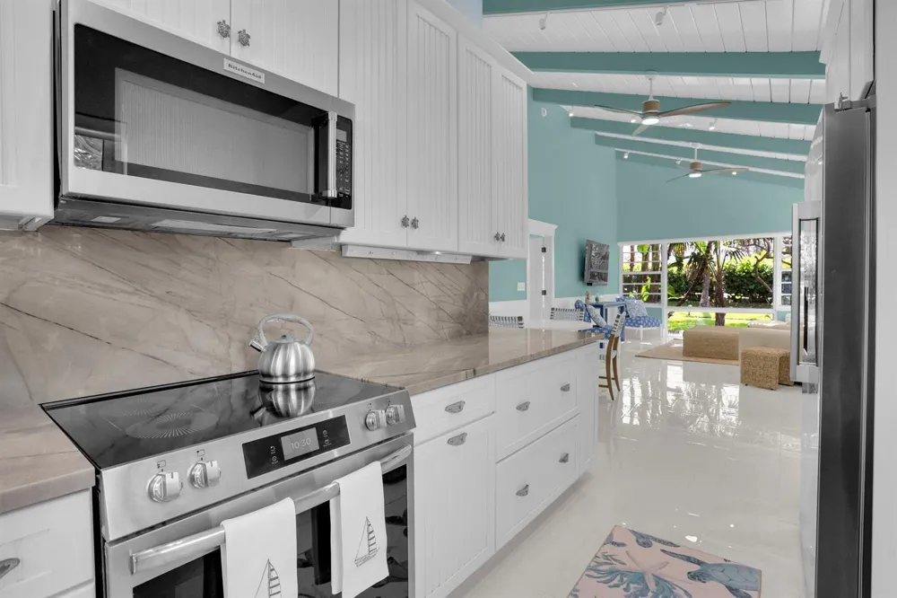 320 S Ocean Boulevard #V-F Delray Beach, FL 33483
