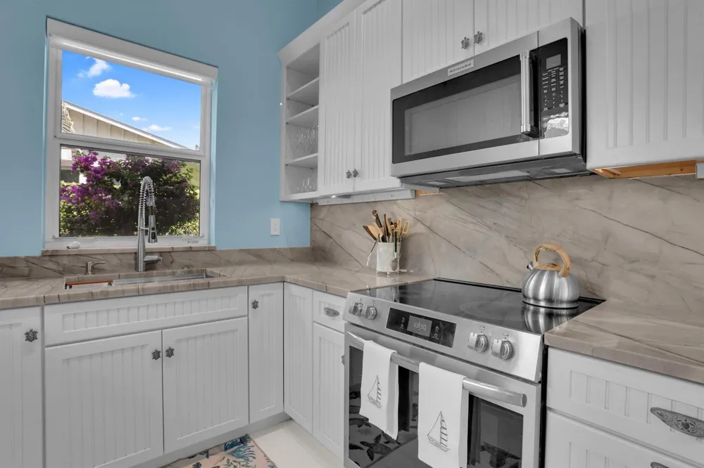 320 S Ocean Boulevard #V-F Delray Beach, FL 33483