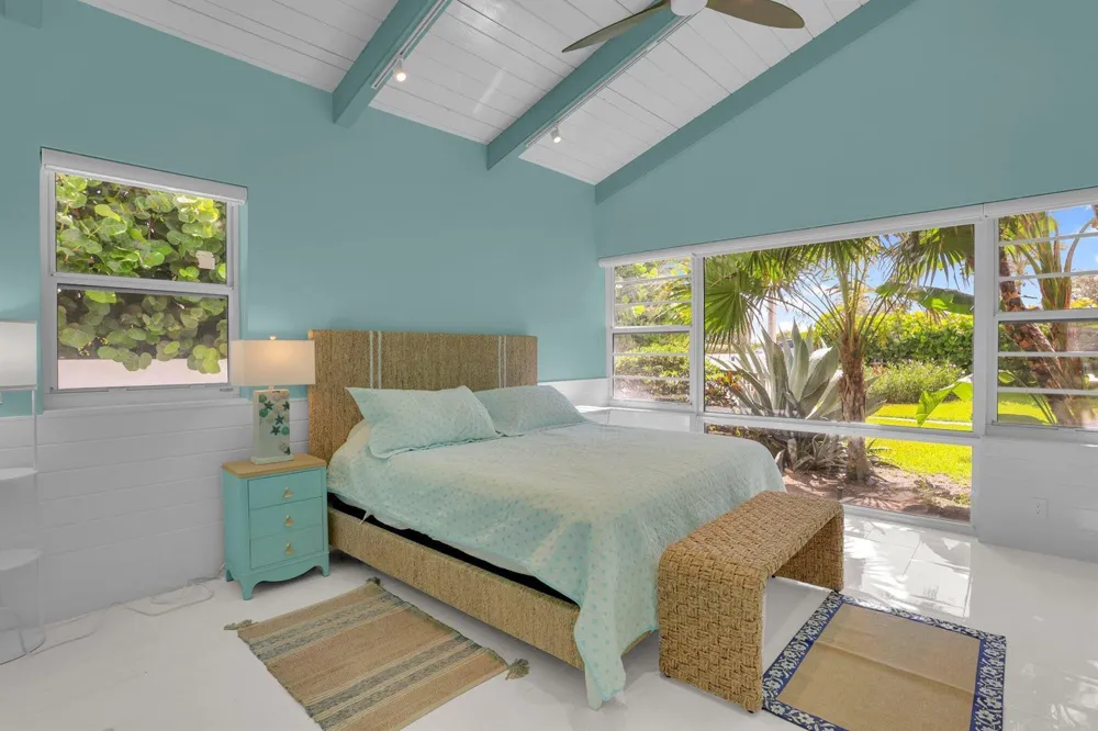 320 S Ocean Boulevard #V-F Delray Beach, FL 33483