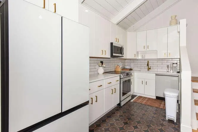 1605 S US Highway 1 #Sl 6g Jupiter, FL 33477