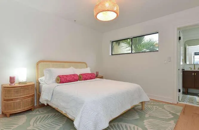 1605 S US Highway 1 #Sl 6g Jupiter, FL 33477