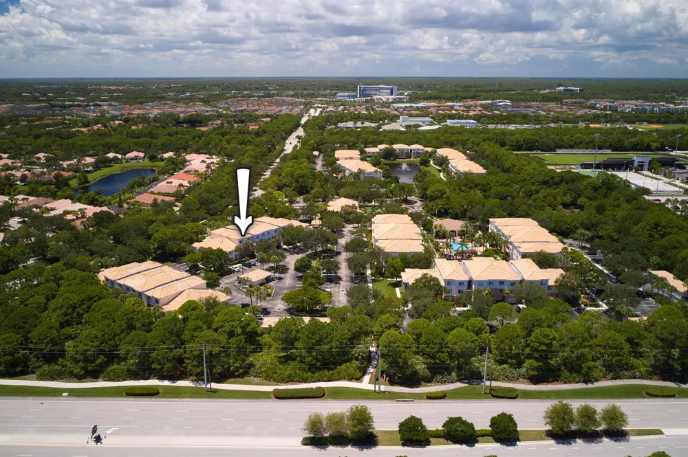 1108 Myrtlewood Circle E Palm Beach Gardens, FL 33418