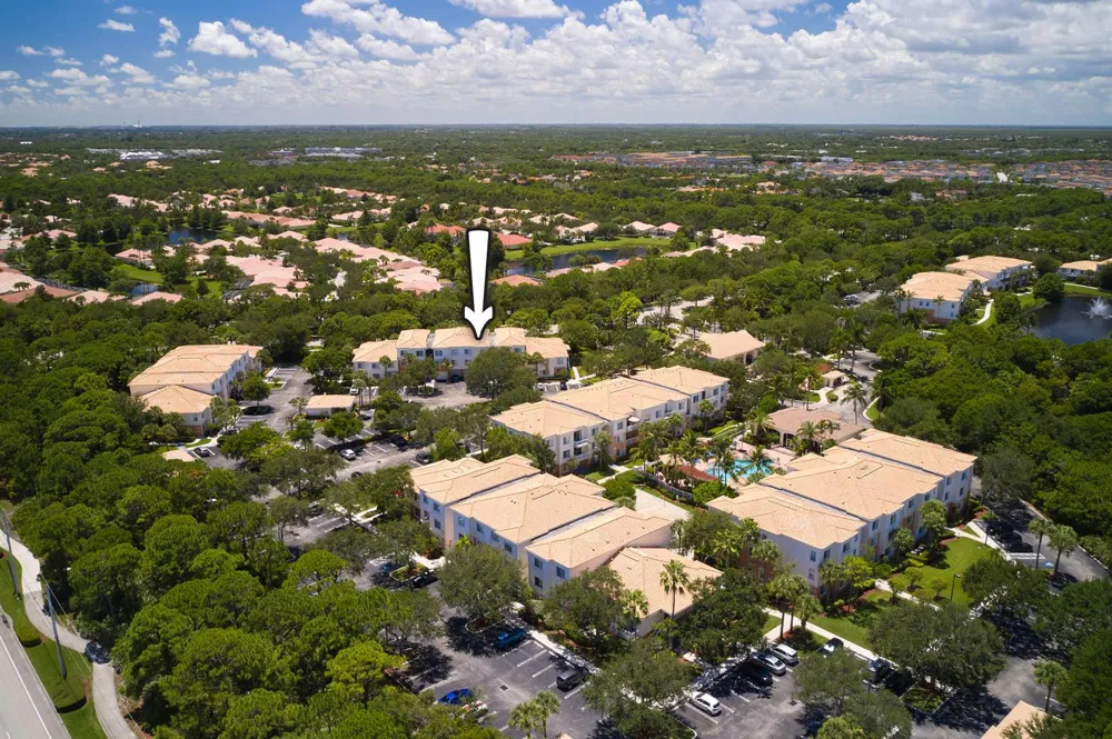 1108 Myrtlewood Circle E Palm Beach Gardens, FL 33418