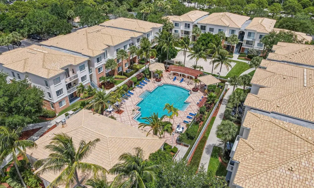 1108 Myrtlewood Circle E Palm Beach Gardens, FL 33418