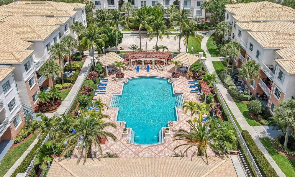 1108 Myrtlewood Circle E Palm Beach Gardens, FL 33418