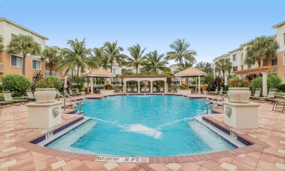 1108 Myrtlewood Circle E Palm Beach Gardens, FL 33418
