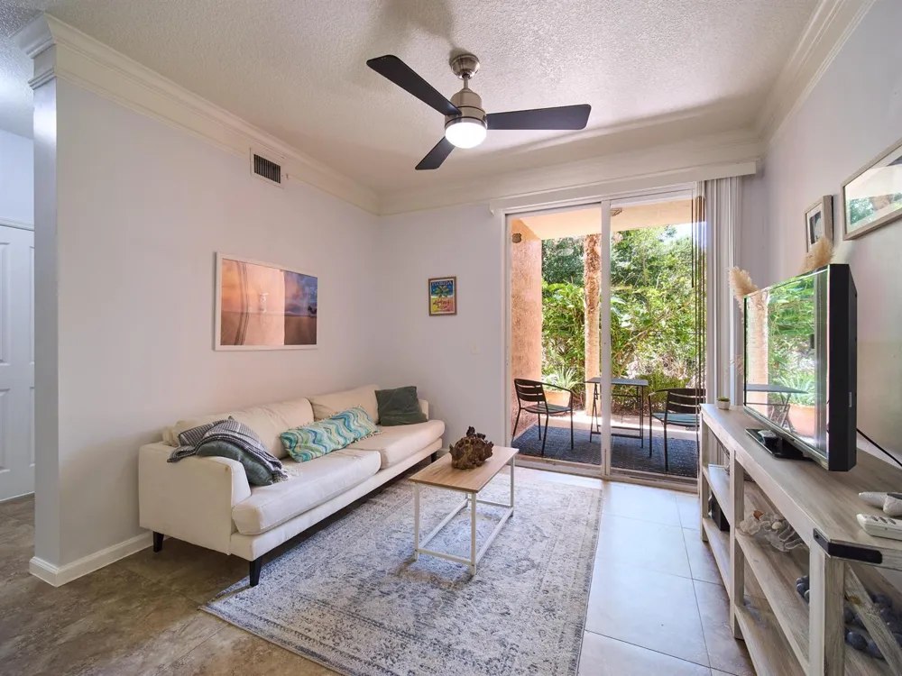 1108 Myrtlewood Circle E Palm Beach Gardens, FL 33418