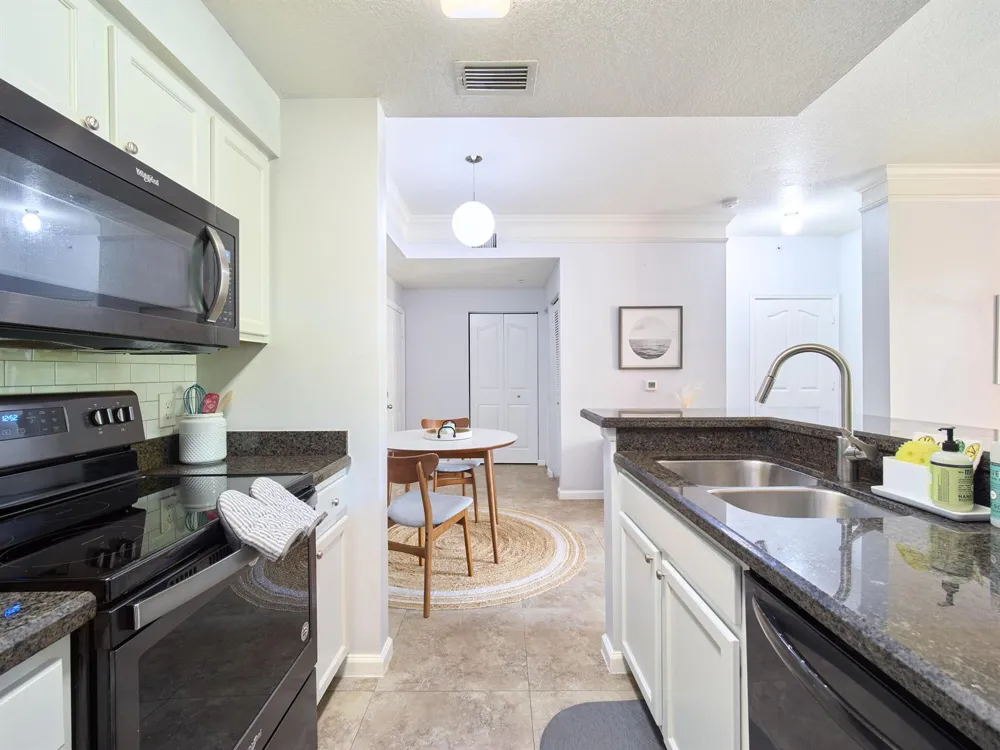 1108 Myrtlewood Circle E Palm Beach Gardens, FL 33418