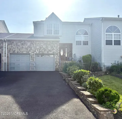 28 Skylark Court