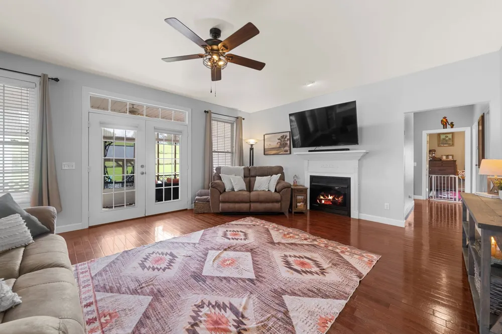 8130 Joy Rd Mount Pleasant, TN 38474