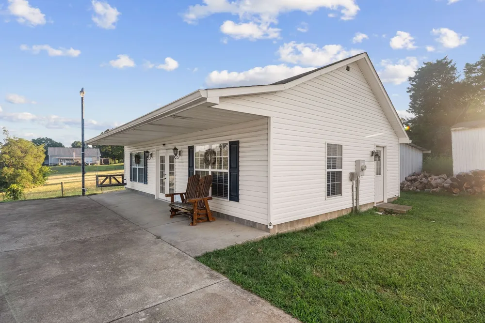 8130 Joy Rd Mount Pleasant, TN 38474