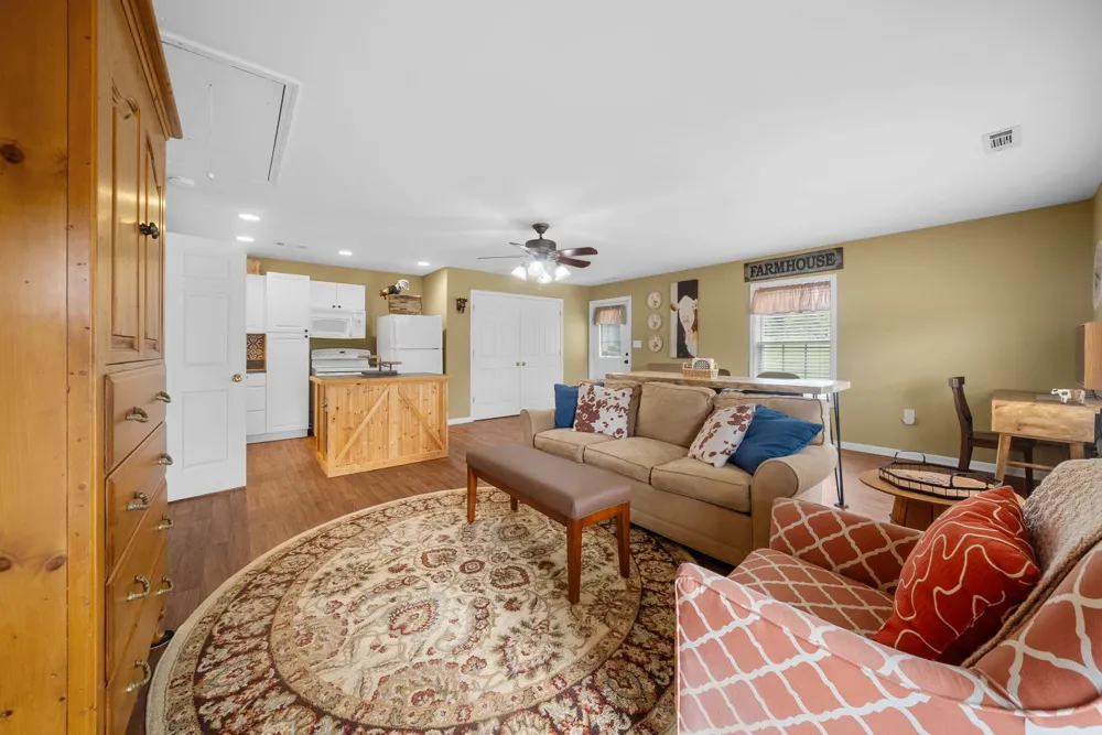 8130 Joy Rd Mount Pleasant, TN 38474